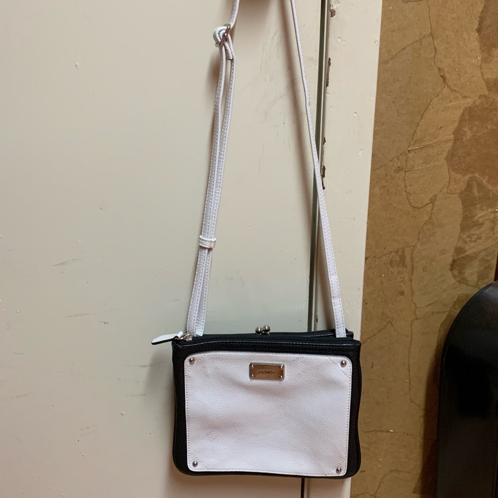 nine west crossbody